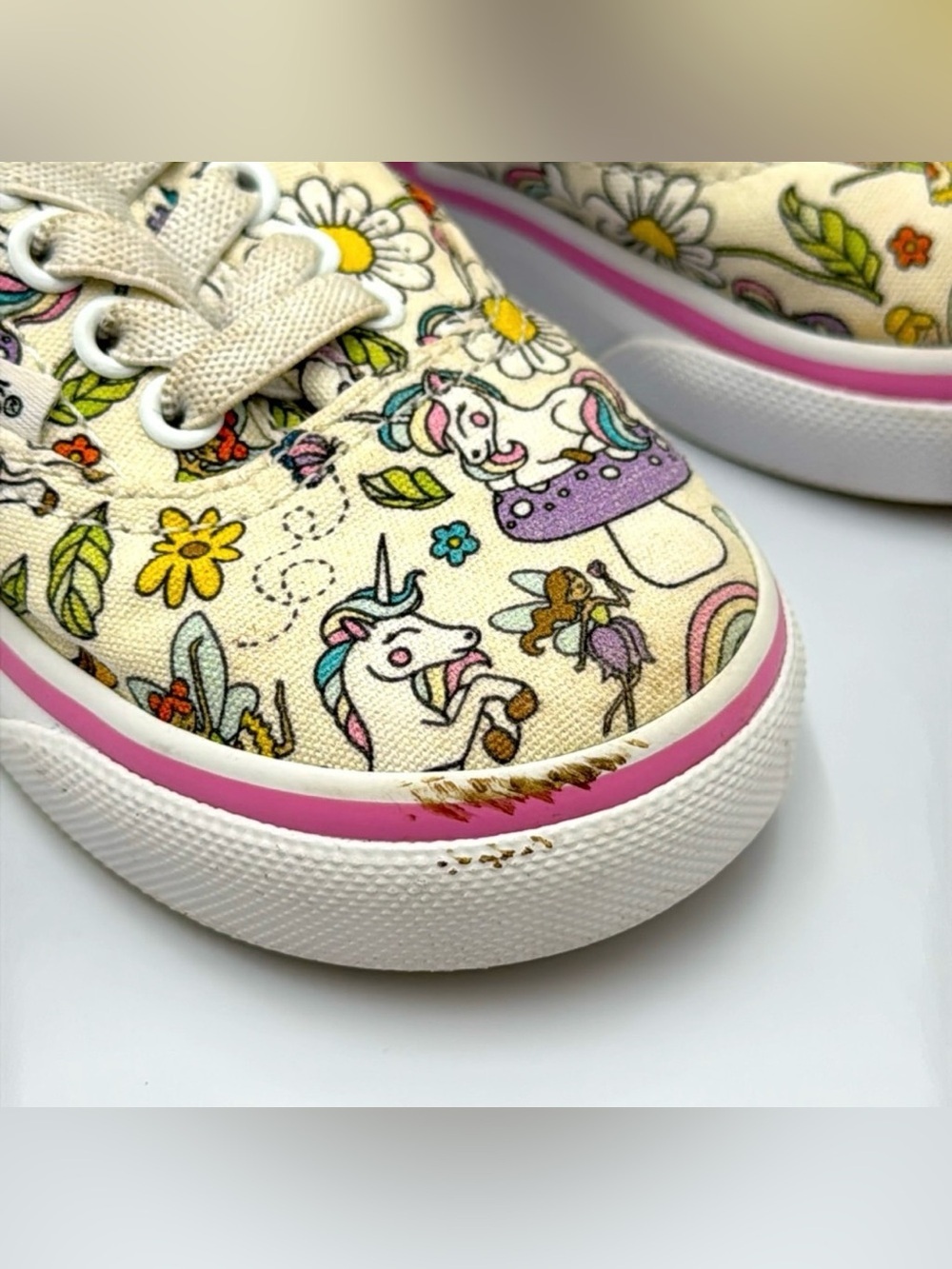 VANS Girls Authentic Skate Shoes Unicorn & Fairy
Print White/Pink Size 6 - Picture 13 of 14
